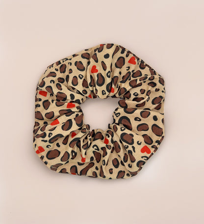 Lot trousse + Choucou léopard et coeurs